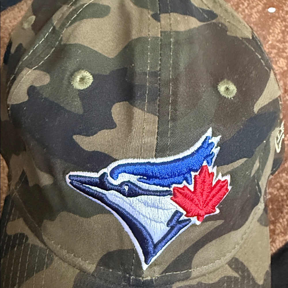 New Era Toronto Blue Jays Camouflage Hat adjustable - Picture 2 of 6